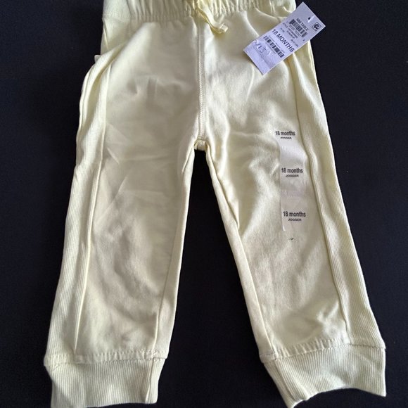 FIRST IMPRESSIONS UNISEX 2-PC SET - Picture 6 of 8